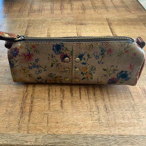 Patricia Nash make up bag